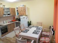 Kuchyň nebo kuchyňský kout v ubytování Malavi Guest House Krasen! Comfort&clean!