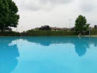 Bazén v ubytovaní Sirmione Acque del Garda Apartments alebo v jeho blízkosti