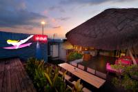 Koa D Surfer Hotel