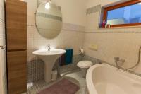 Kúpeľňa v ubytovaní Apartment Varga
