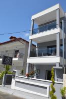 Budova, kde se aparthotel nachází