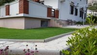 Vonkajšia záhrada v ubytovaní Apartments Jurandvor