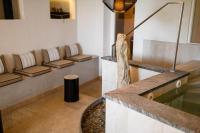A seating area at Das Grafenstein Familienresidence