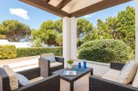Posedenie v ubytovaní Villa BiniLlor by Mauter Villas