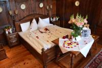 A bed or beds in a room at Hotel See-Villa
