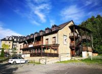 Budova, v ktorej sa hostel nachádza