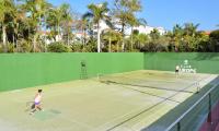 Tenis a/nebo squash v ubytování Park Club Europe - All Inclusive Resort nebo okolí