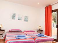 Posteľ alebo postele v izbe v ubytovaní Holiday Home Mas Ambros by Interhome