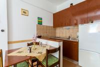 Kuchyňa alebo kuchynka v ubytovaní Apartments Belavic by El-Pi Tours