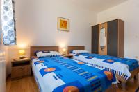 Posteľ alebo postele v izbe v ubytovaní Apartments Belavic by El-Pi Tours