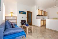 Kuchyňa alebo kuchynka v ubytovaní Apartments Belavic by El-Pi Tours