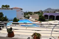 Bazén v ubytování Myrtis Spa Hotel nebo v jeho okolí