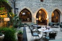 Restauracja lub miejsce do jedzenia w obiekcie Parador de Hondarribia