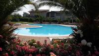 Bazén v ubytovaní Il Giardino di Laura - Sirmione alebo v jeho blízkosti
