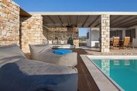 Bazén v ubytování IL SOGNO VILLAS Paros nebo v jeho okolí