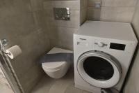 Kúpeľňa v ubytovaní Cozy Luxury Apartment in the Heart of Athens 8-1