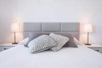 Posteľ alebo postele v izbe v ubytovaní Kimata Apartments