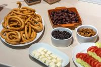 ホテルの敷地内または近くでの食事または食べ物