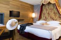 Posteľ alebo postele v izbe v ubytovaní Chalet Eden Eco Hotel, Restaurant & Wellness