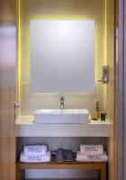 A bathroom at Minaret Suites and Apartments