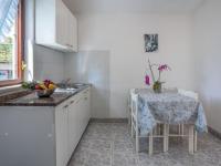 Kuchnia lub aneks kuchenny w obiekcie Apartments Folo