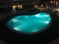 Basen w obiekcie Apartamentos Parque Carolina lub w pobliżu