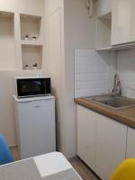 Kuchnia lub aneks kuchenny w obiekcie Katrin House