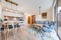 Kuchyňa alebo kuchynka v ubytovaní Apartamenty Sun & Snow Rezydencja Park