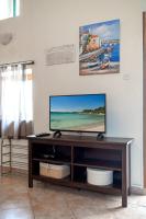 TV a/nebo společenská místnost v ubytování Apartments Janjac