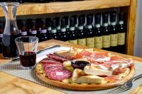 Jídlo v hotelu nebo okolí