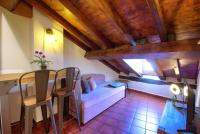 A seating area at La Buhardilla de Andrea