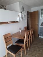 Kuchyňa alebo kuchynka v ubytovaní Apartmani MATKO