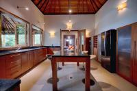 Kutus Kutus Ketewel Villa thumbnail 11