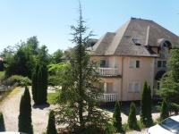 Budynek, w którym mieści się apartament
