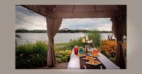 Jedlo v ubytovaní bed & breakfast alebo blízkom okolí