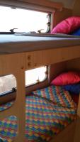 caravana en oasis privado emeletes ágyai egy szobában