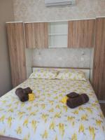 Een bed of bedden in een kamer bij APARTMAN LU&Scaron;ETI&#x106;