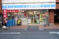 ホテルの敷地内または近くにあるスーパーまたはその他のお店
