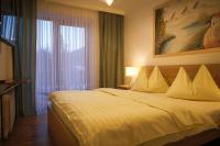 Łóżko lub łóżka w pokoju w obiekcie Hotel HAAS