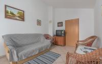 Televízia a/alebo spoločenská miestnosť v ubytovaní Apartment Kristijan with Balcony