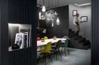 Posezení v ubytování Hotel Plaza e de Russie - Relais & Châteaux