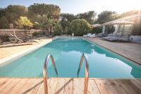 Bazén v ubytovaní Eliantos Boutique Hotel & Spa alebo v jeho blízkosti