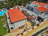 Bazén v ubytovaní Appartamenti Borgo Panoramico n.2 alebo v jeho blízkosti