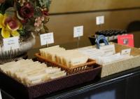 ホテルの敷地内または近くでの食事または食べ物