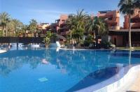 The swimming pool at or close to Estepona Mar Azul Aparthotel