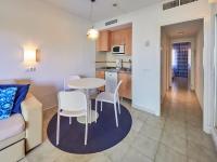 Kuchnia lub aneks kuchenny w obiekcie BQ Alcudia Sun Village