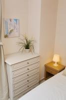 Posteľ alebo postele v izbe v ubytovaní Villa Argo 2 - Beachfront, Big gardens, Location!