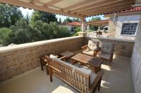 Balkón alebo terasa v ubytovaní Villa Argo 2 - Beachfront, Big gardens, Location!