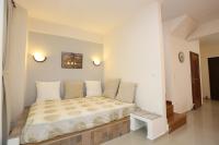 Posteľ alebo postele v izbe v ubytovaní Villa Argo 2 - Beachfront, Big gardens, Location!