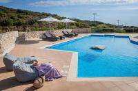 Bazén v ubytovaní Brand New Skala Beach Apartment- Pieno Di Luce alebo v jeho blízkosti